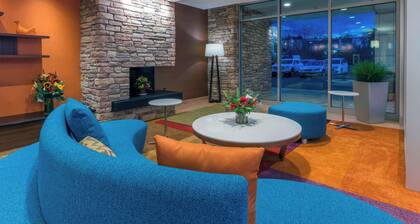 Fairfield Inn & Suites Boston Marlborough/Apex Center