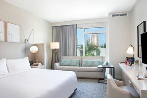 1 bedroom, premium bedding, pillow-top beds, minibar