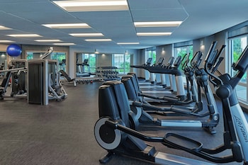 Fitness center at Art Ovation Hotel, Autograph Collection