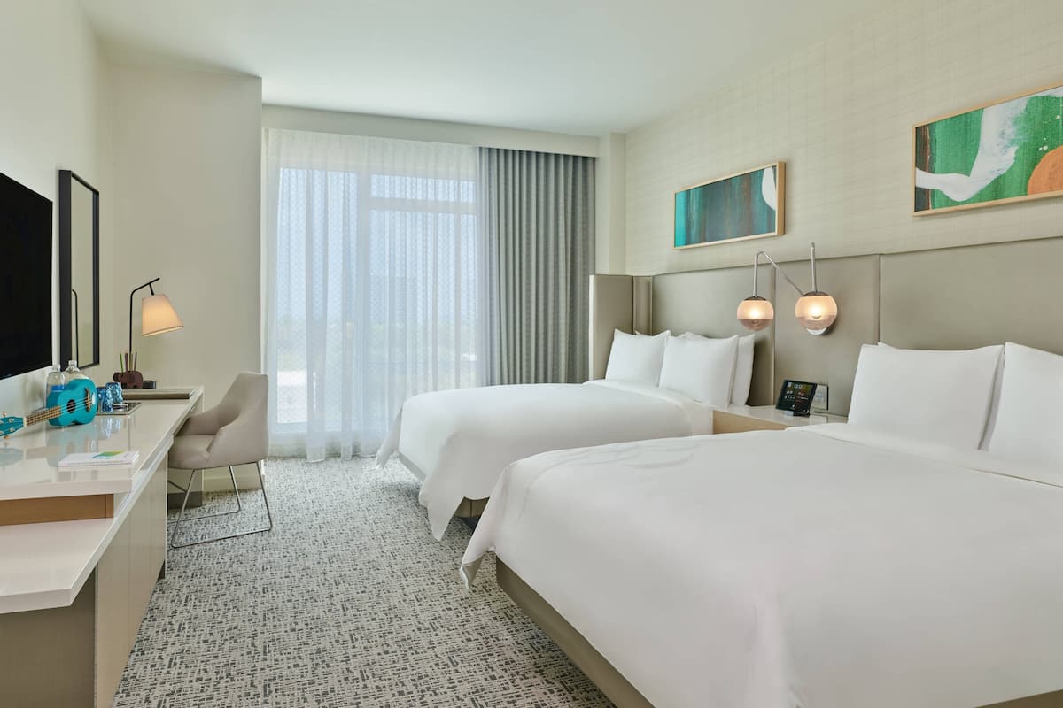1 bedroom, premium bedding, pillow-top beds, minibar