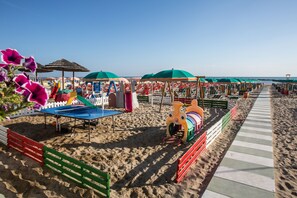 Playa privada en los alrededores, sillas reclinables de playa