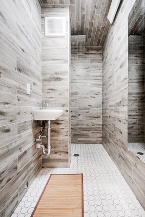 Douche de la salle de bain