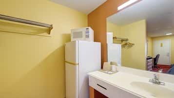 Habitación, 2 camas Queen size, para no fumadores | Servicios de la habitación