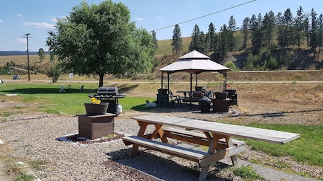 Birthday party area
