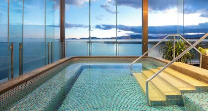 Hotel Indigo Dali Erhai by IHG