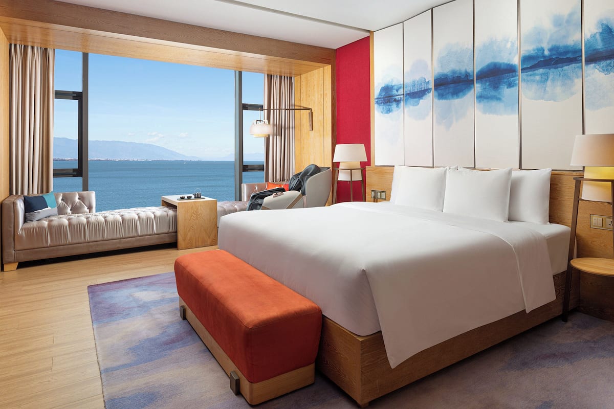 Suite, 1 Bedroom (180 Degree Erhai View) | 1 bedroom, down duvets, minibar, in-room safe