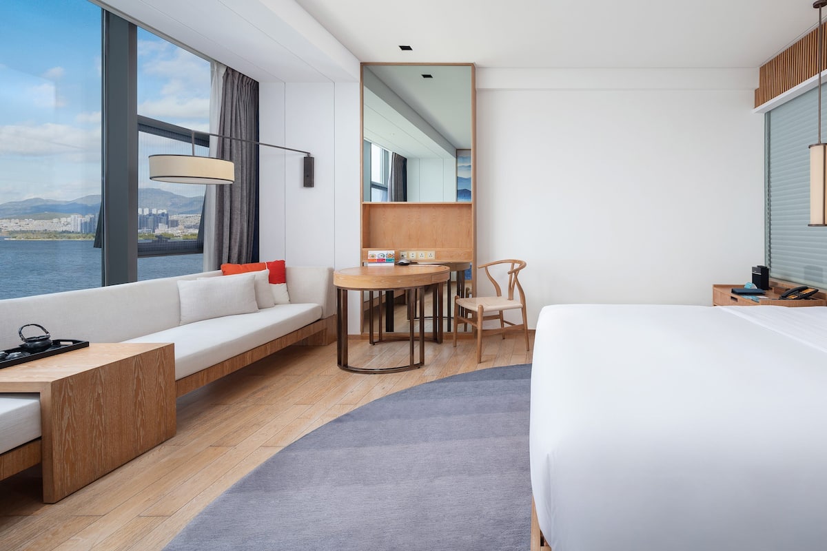 1 Schlafzimmer, Daunenbettdecken, Minibar, Zimmersafe