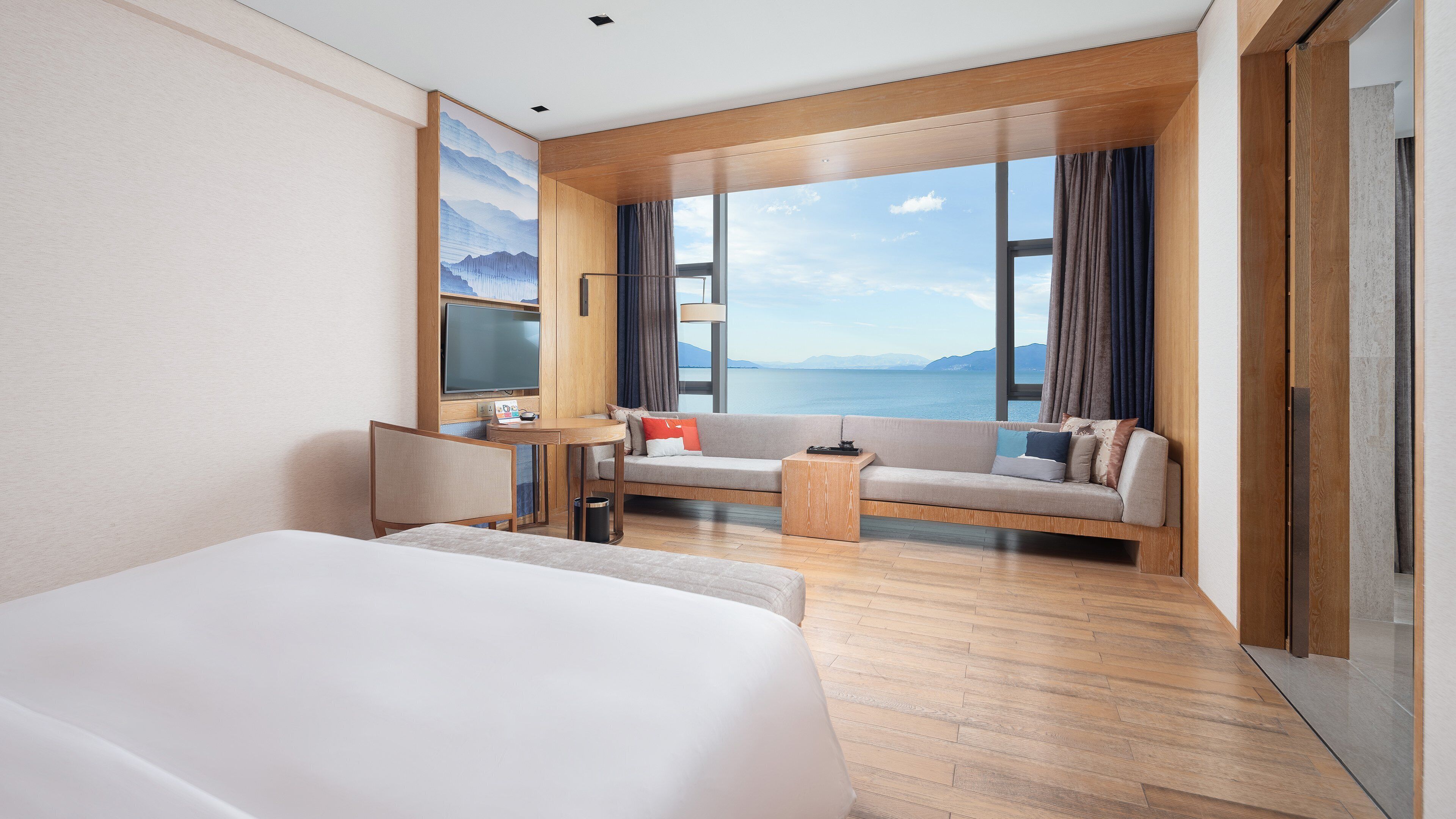 Chambre Luxe, 1 très grand lit (180 Degree Erhai View Luxury Bath)