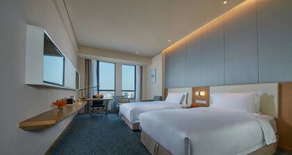 Holiday Inn Express Nantong Textile City by IHG