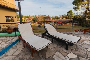 Piscine extérieure (ouverte en saison)