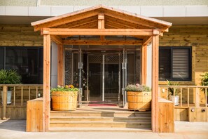 Property entrance - Daebudo Hotel Marina (Ansan)