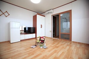 ルーム (Korean Ondol - 7PY) | WiFi (無料)