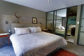 3 bedrooms, premium bedding, desk, iron/ironing board - Aikia City CDMX (Mexico City)