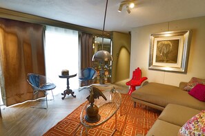Living area - Aikia City CDMX (Mexico City)