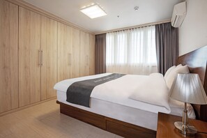 Premier-Apartment | Verdunkelungsvorhänge, kostenloses WLAN, Rollstuhlgeeignet