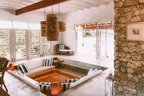 客房 | 起居區 | 書籍