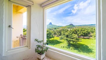 Double Room, Bathtub, Mountain View | Bathroom | Hair dryer, slippers, towels, shampoo
