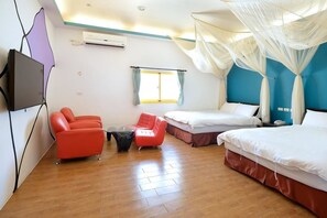 Deluxe Quadruple Room