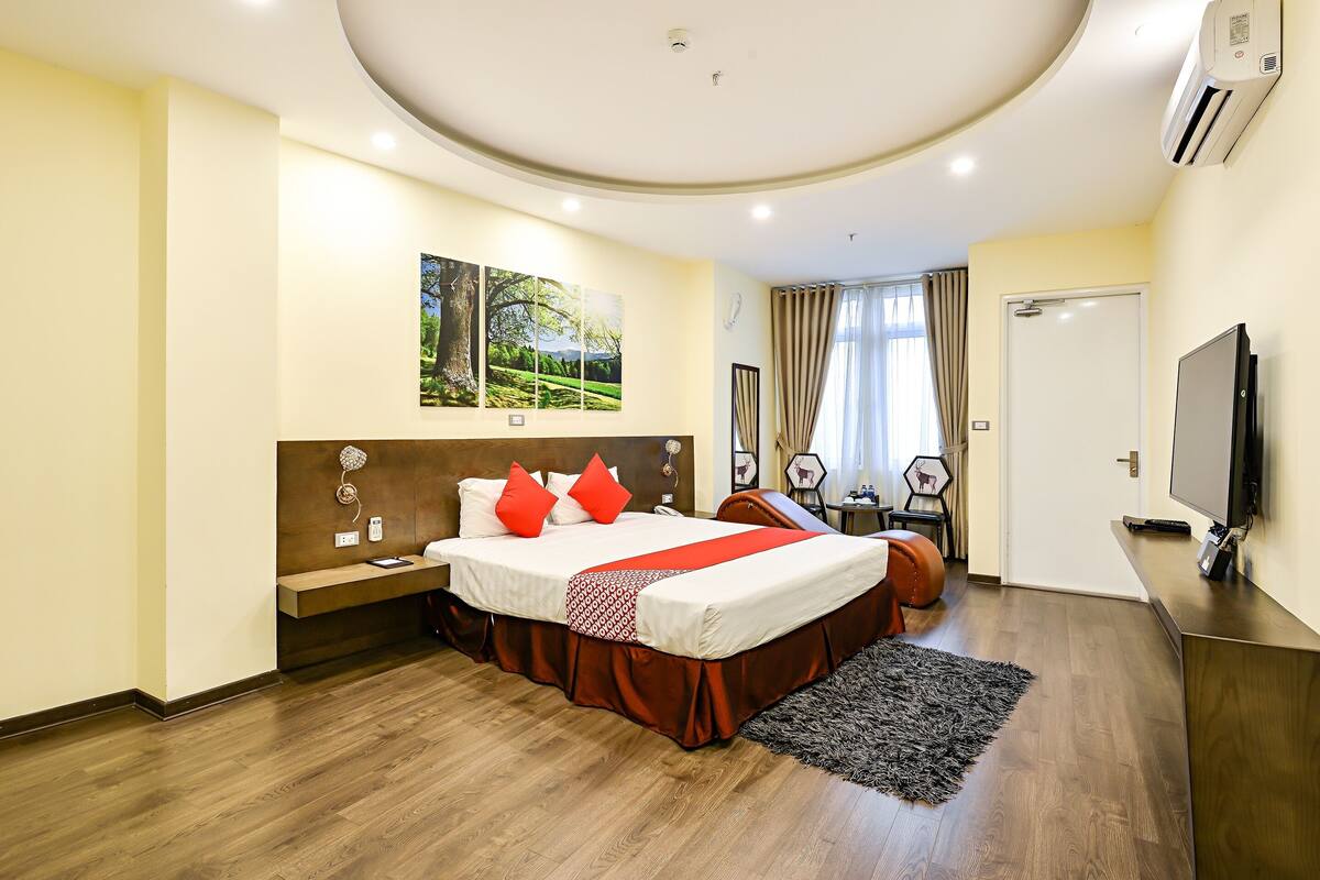 Deluxe Suite