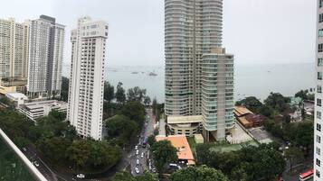 Deluxe Suite, Berbilang Katil (Double) | Pemandangan dari bilik