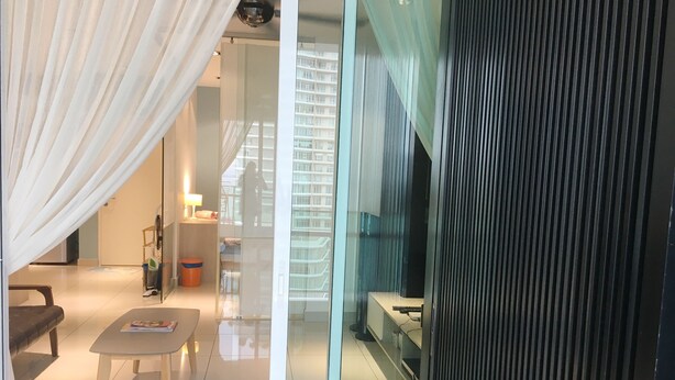 Deluxe Suite, Sea View | Living area