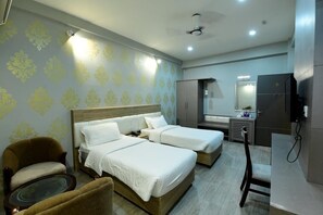 Skrivbord, ljudisolering, extrasängar och gratis wi-fi