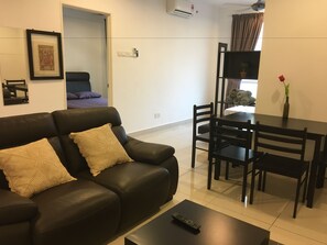 Studio, 1 Bedroom | Living room - Mansion One Bedroom Suite (George Town)