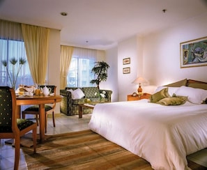 防音設備、アイロン / アイロン台、WiFi (無料)