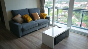 Comfort Apartment, 1 Bedroom, Garden View | Living area