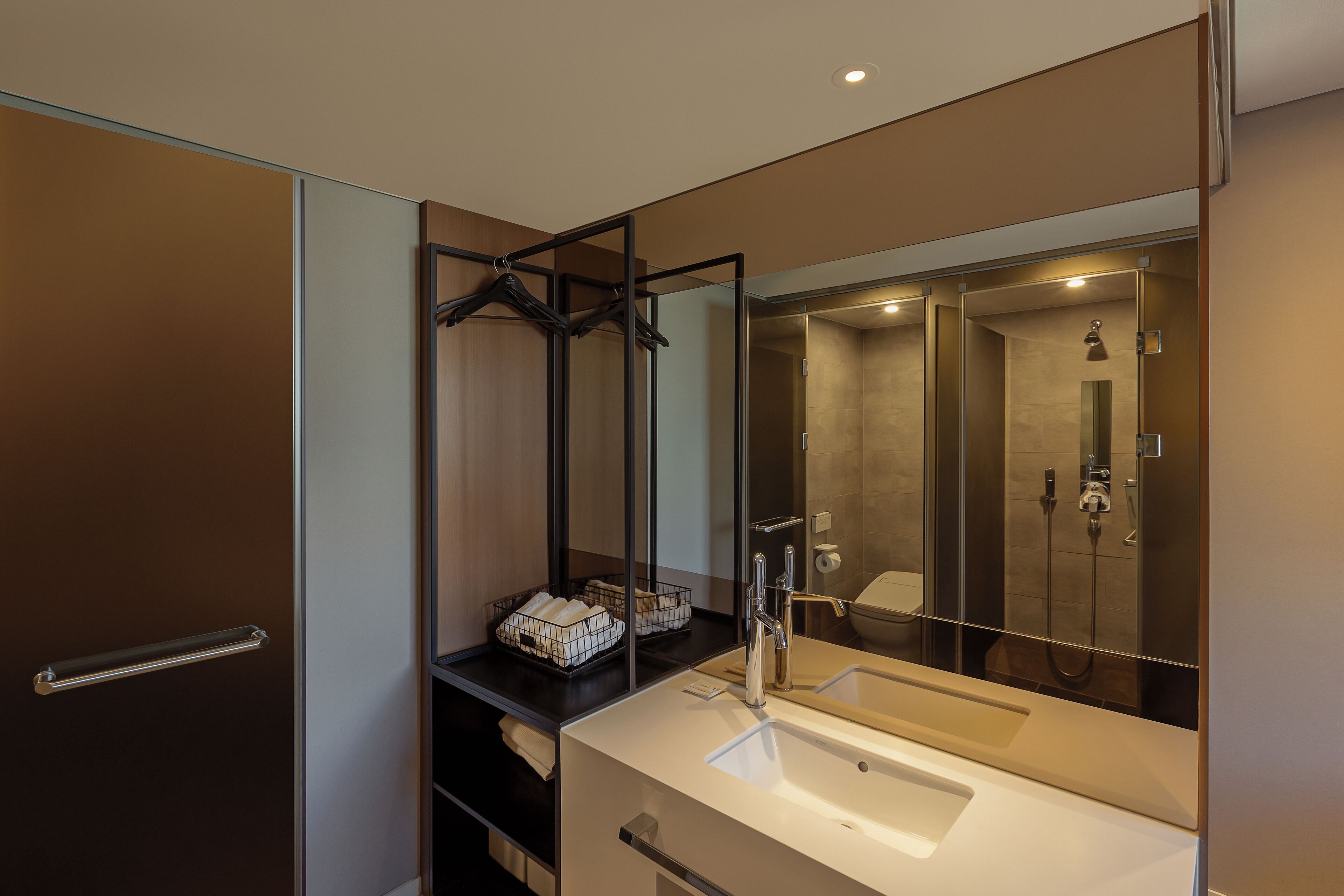 Standard Double Room | Bathroom | Hair dryer, bathrobes, slippers, bidet