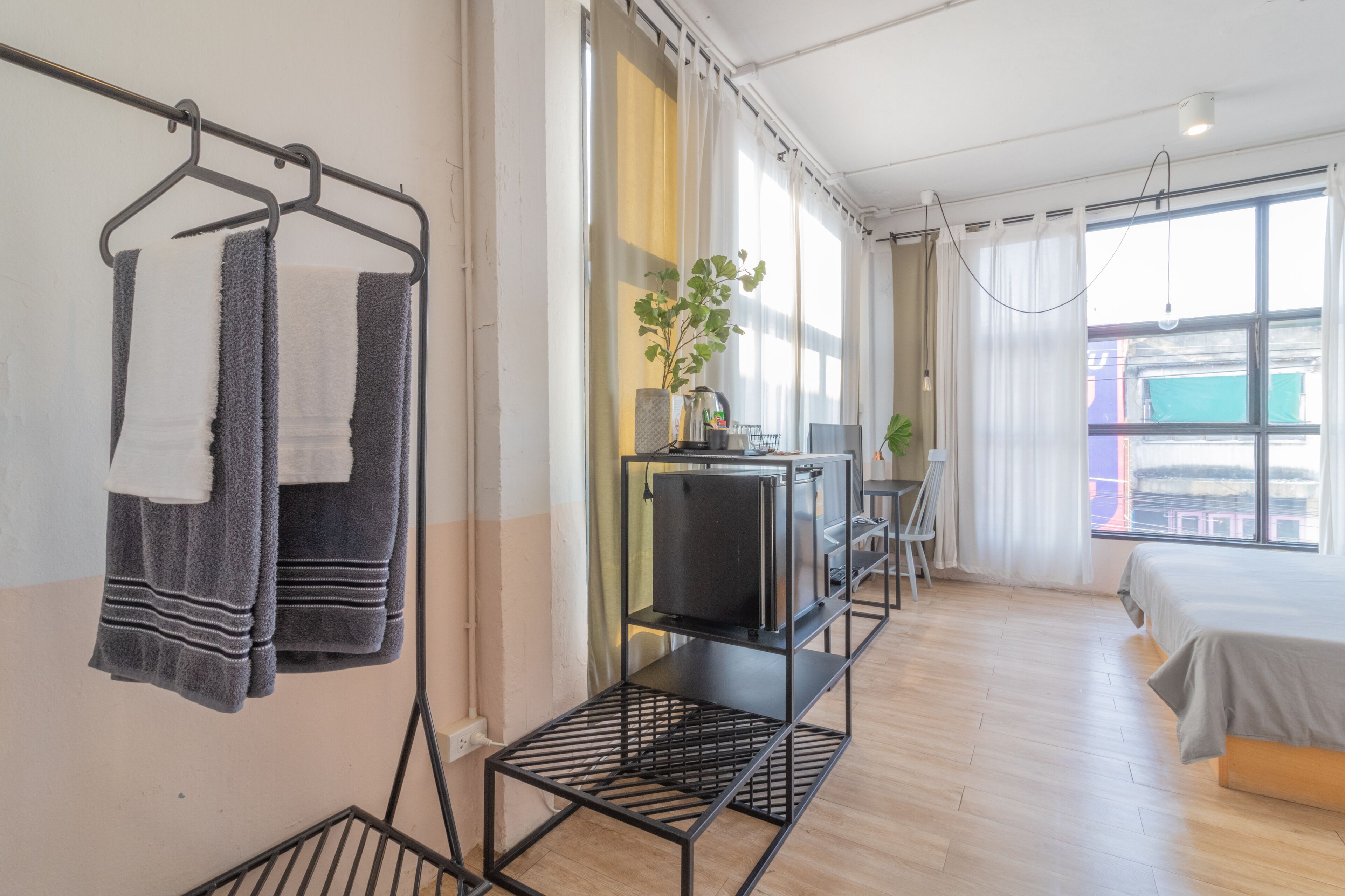 Foto - Beige Poshtels + Netflix