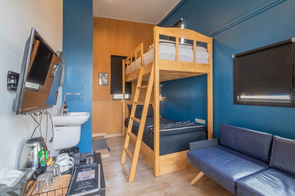 Basic Twin Room, 1 Bedroom | WiFi (free)