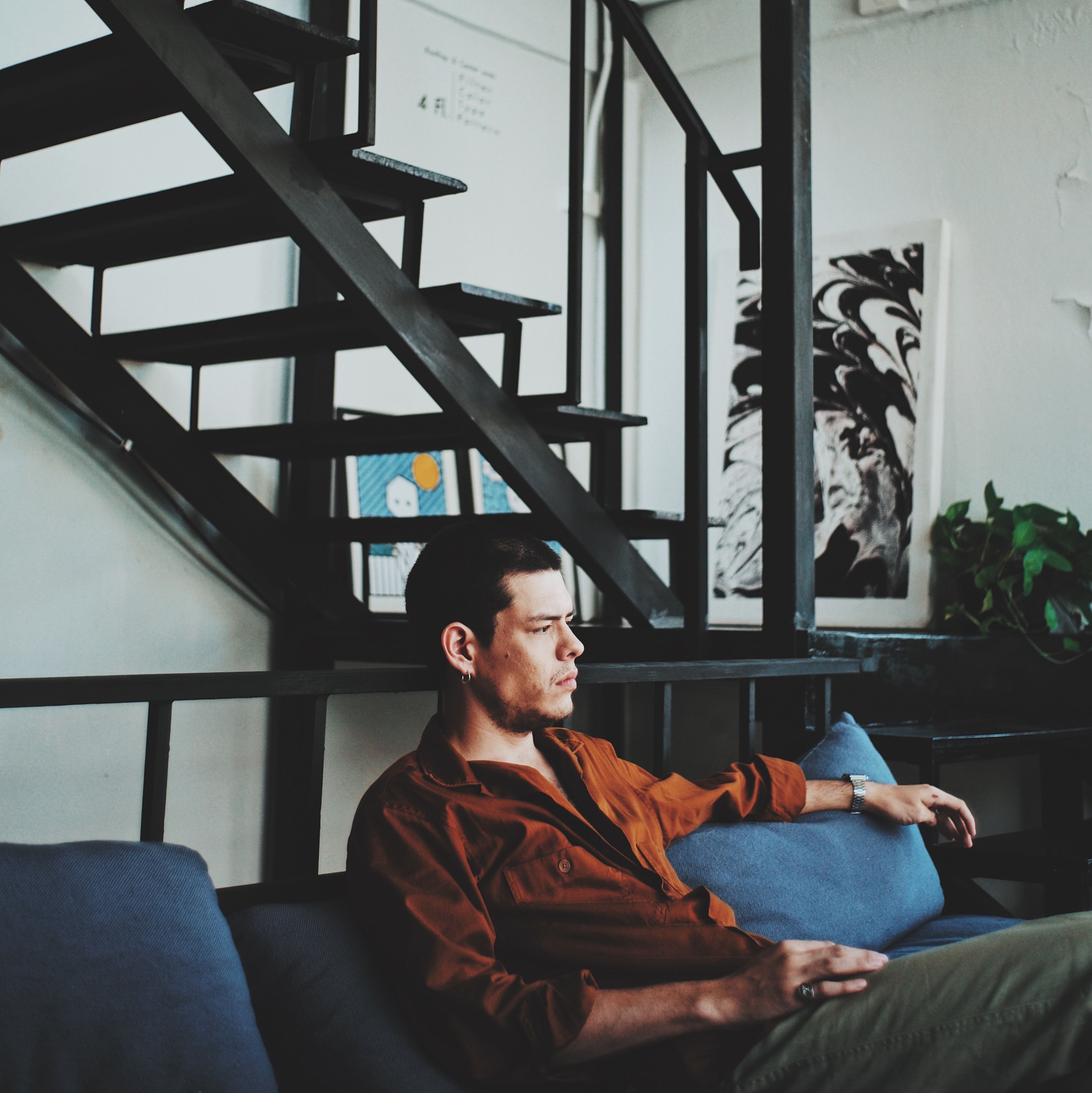 Foto - Beige Poshtels + Netflix