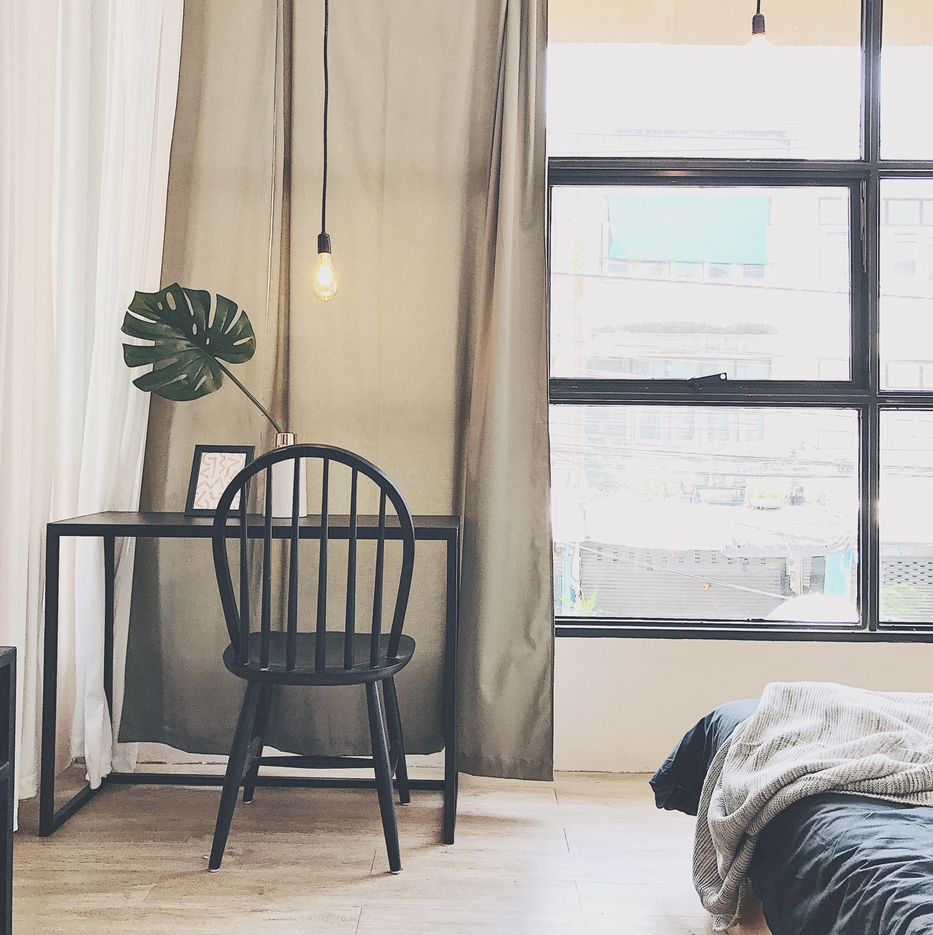 Foto - Beige Poshtels + Netflix