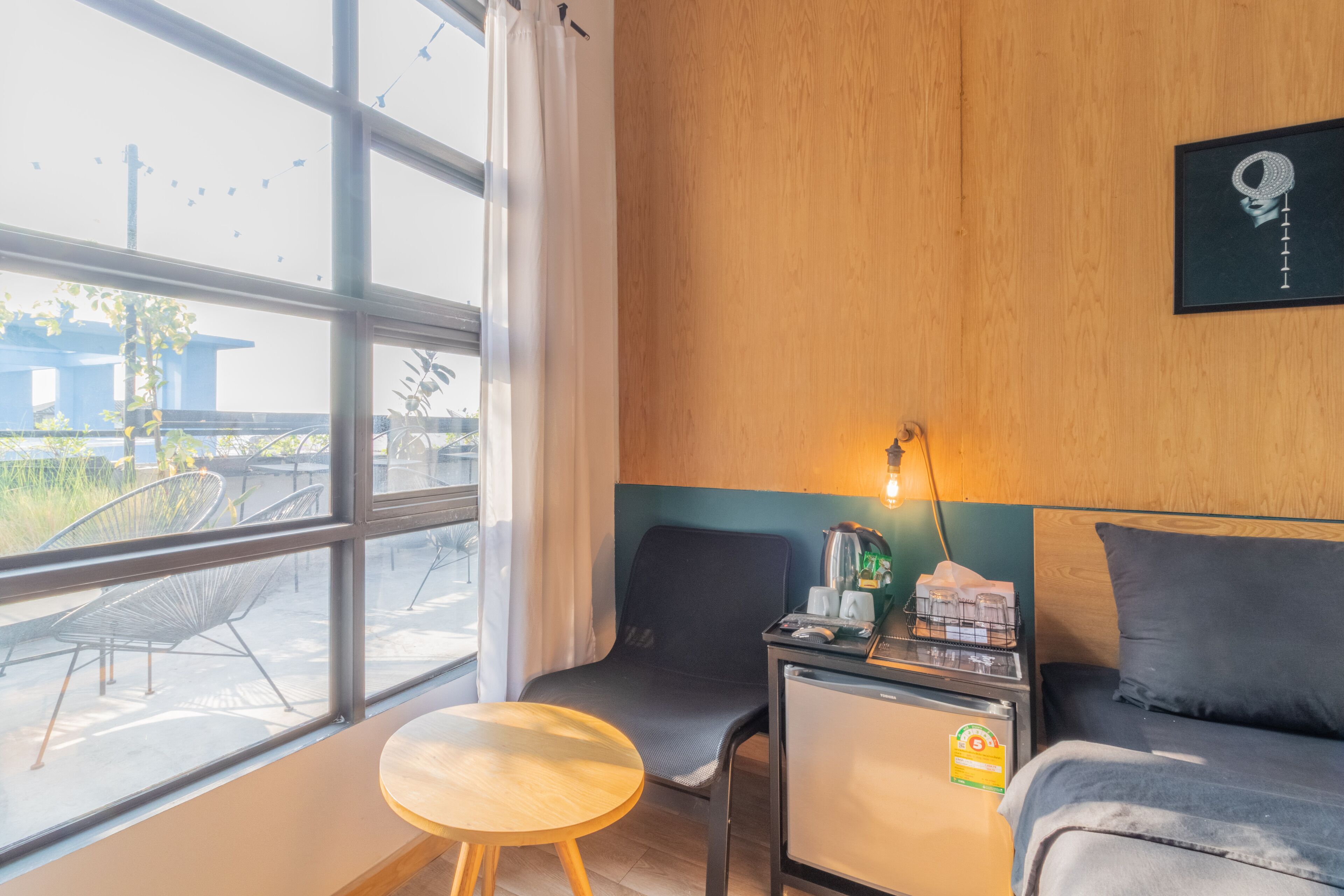 Foto - Beige Poshtels + Netflix