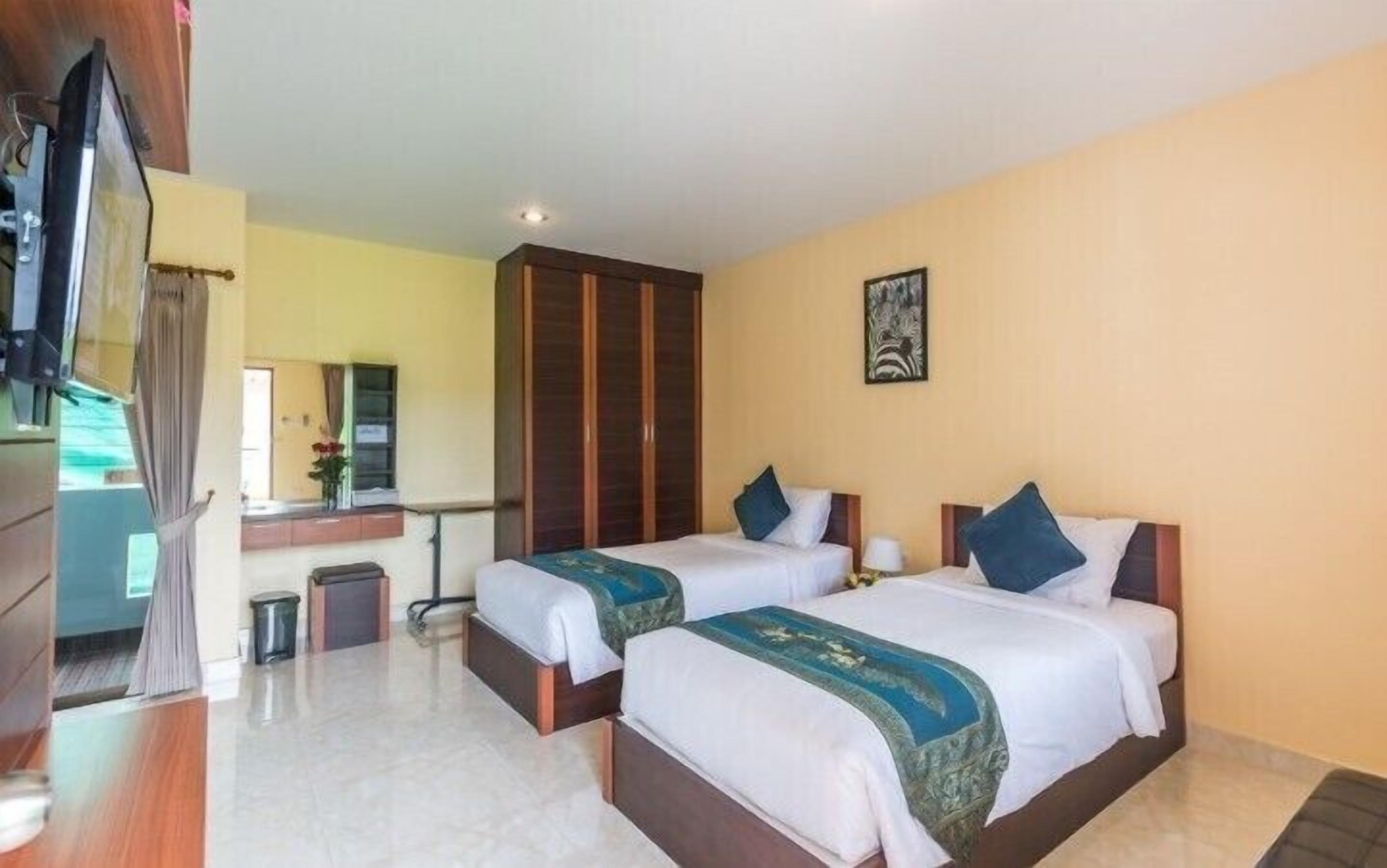 twin room | individually decorated, blackout curtains, free wifi, bed sheets