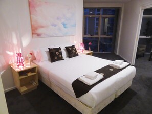 Deluxe Apartment, 1 Bedroom | 3 bedrooms, premium bedding, iron/ironing board, free WiFi - Corporate Stayz at Exhibition (Melbourne)