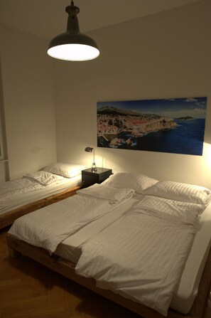 Triple Room, Private Bathroom - Lobagola B&B (Zagreb)