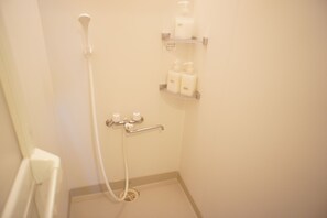 Hair dryer, towels - Guesthouse SUN - Hostel (Osaka)
