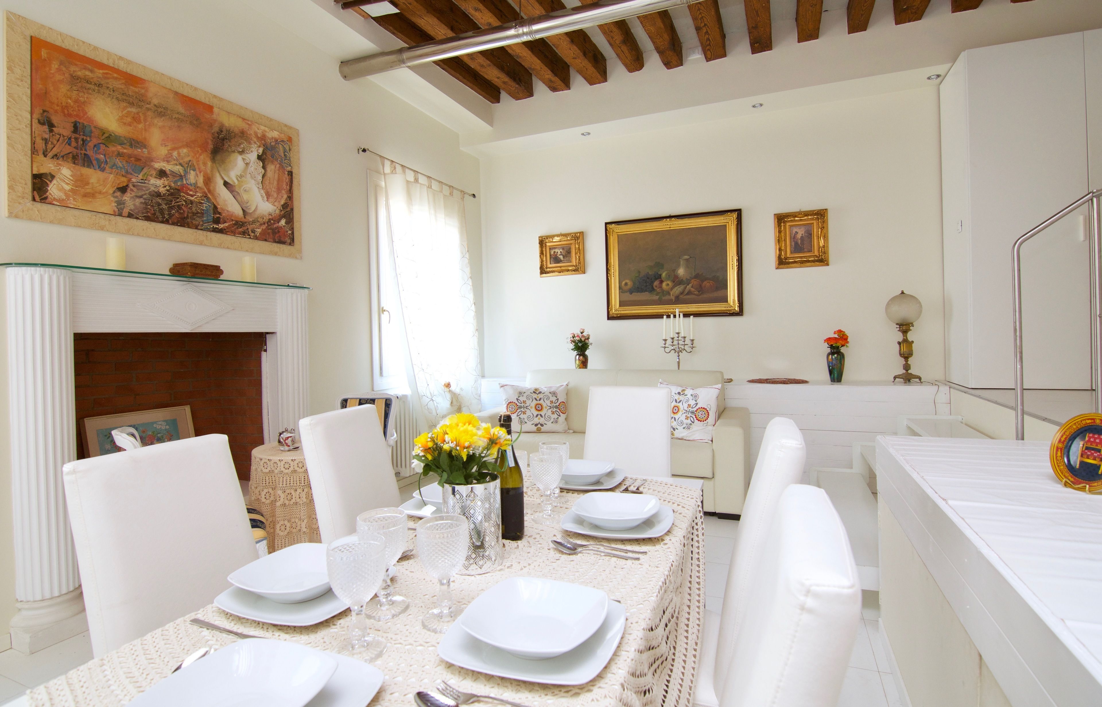 Apartment, 2 Schlafzimmer | Essbereich im Zimmer