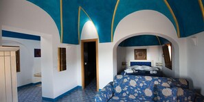 Exclusive Suite, Sea View | Premium bedding, minibar, in-room safe, desk - Al-Qubba Wellness & Resort (Pantelleria)