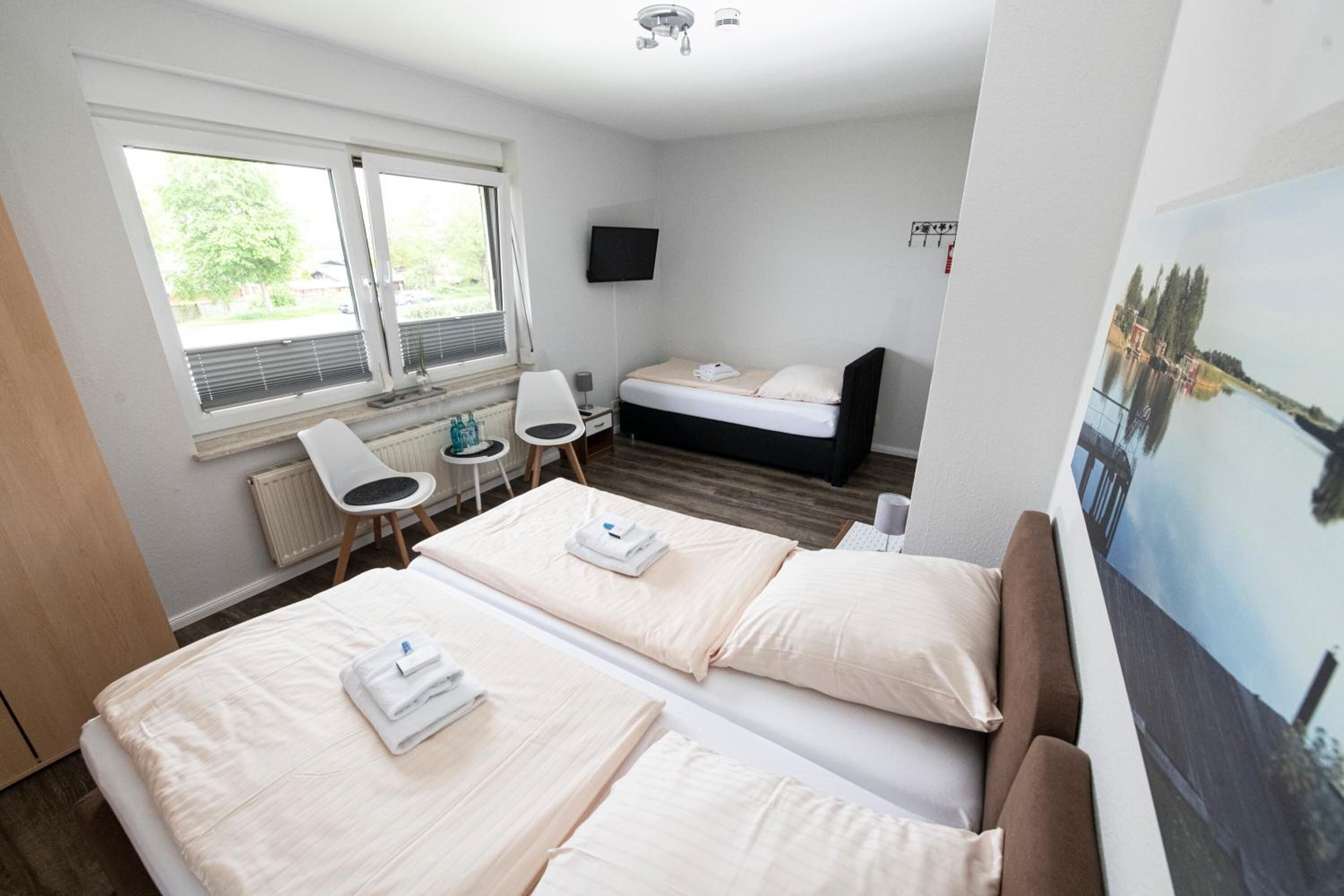 rollaway beds, free wifi, bed sheets, wheelchair access