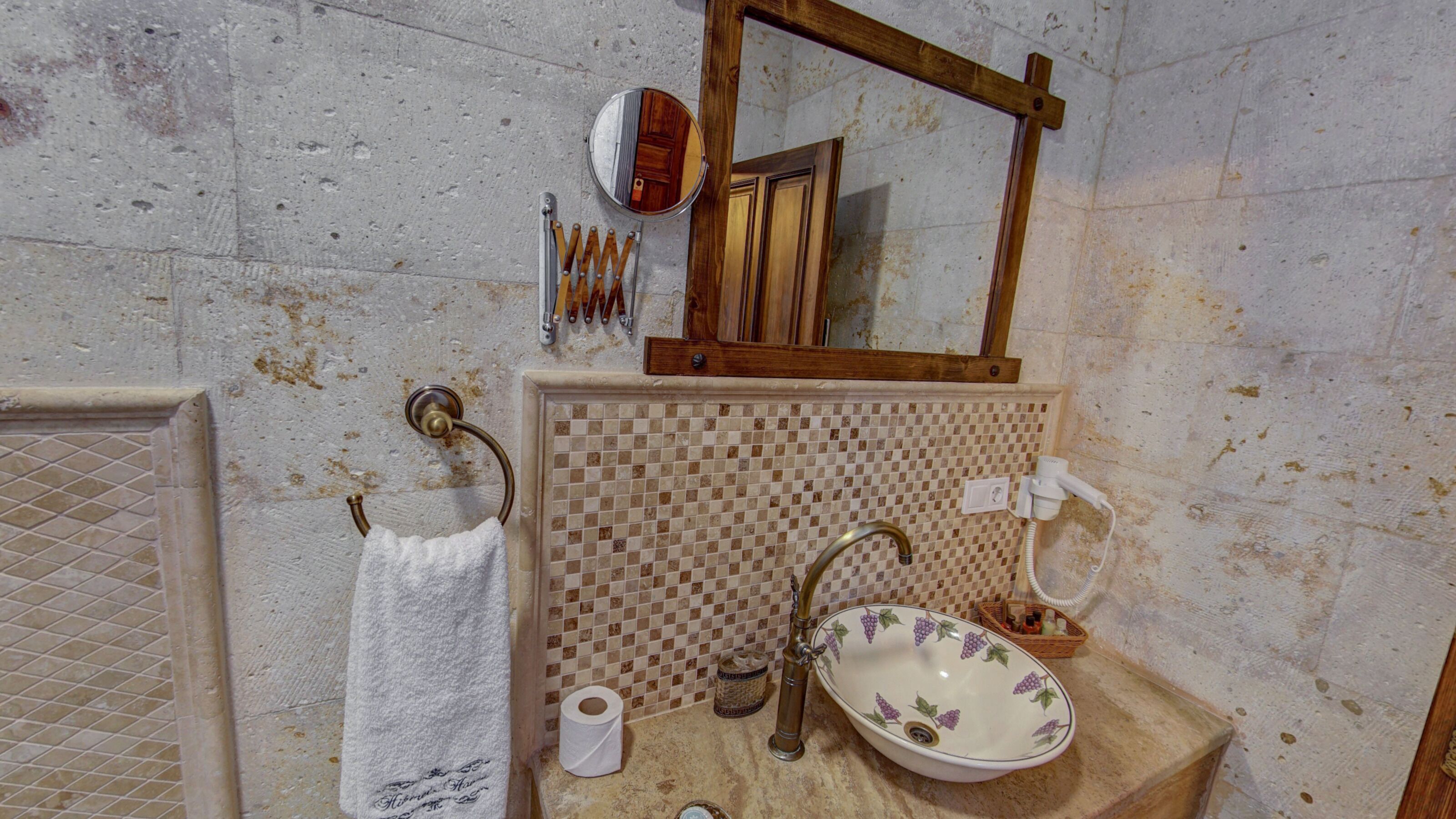 shower, free toiletries, hair dryer, bathrobes