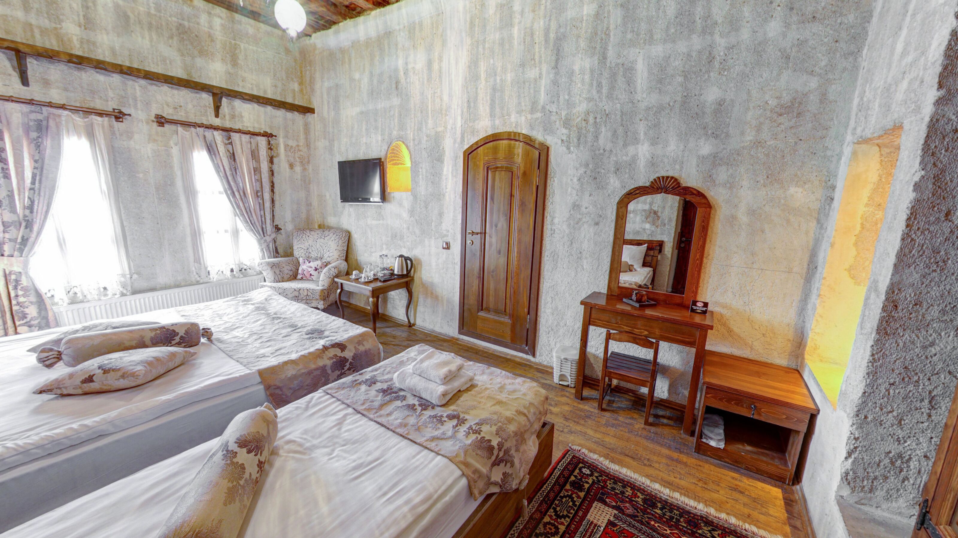 1 bedroom, egyptian cotton sheets, premium bedding, select comfort beds