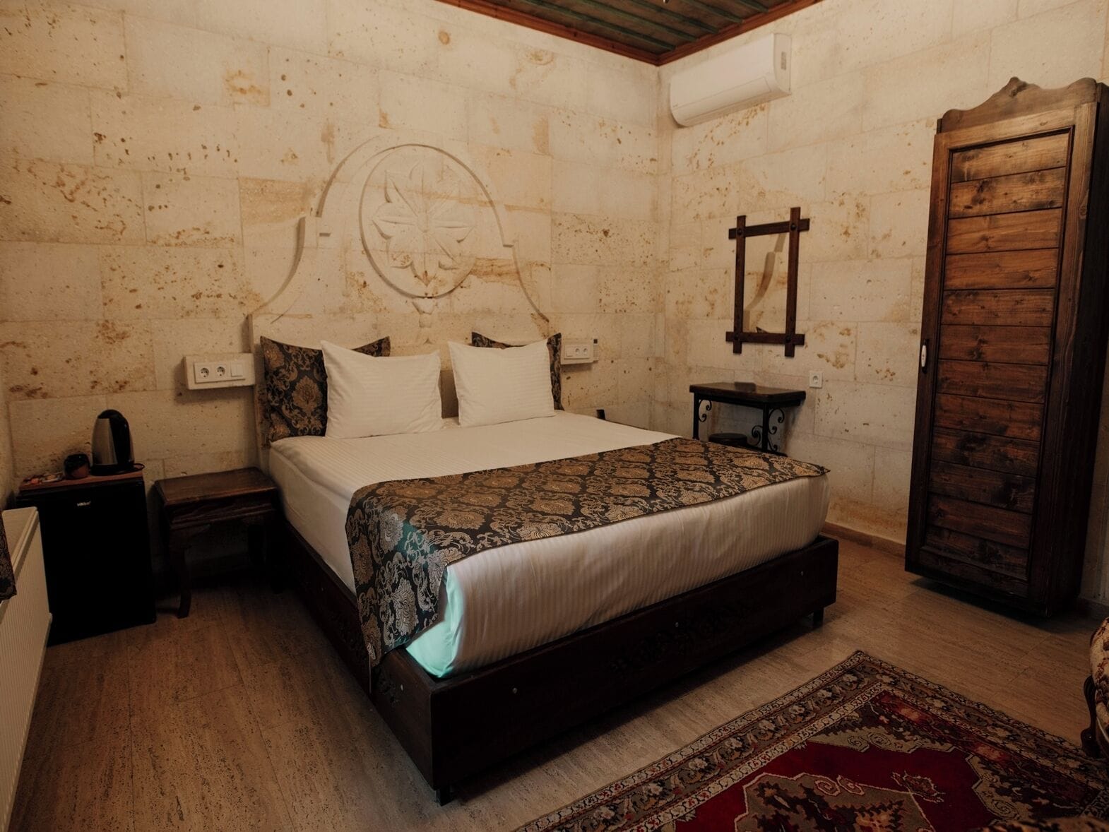 Deluxe Double Room | Egyptian cotton sheets, premium bedding, Select Comfort beds, desk