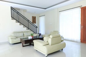 2 Bedroom Villa | Living room