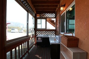 Deluxe Quadruple Room, 6 Bedrooms, Terrace, Garden Area | Private kitchen | Shared fridge, microwave, stovetop, electric kettle - Favian Guest House (Gyeongju)
