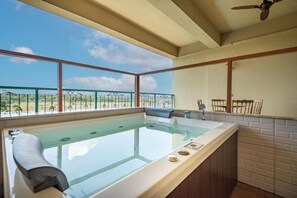 Minibar, desk, iron/ironing board, free WiFi - Tasik Villa International Resort (Port Dickson)