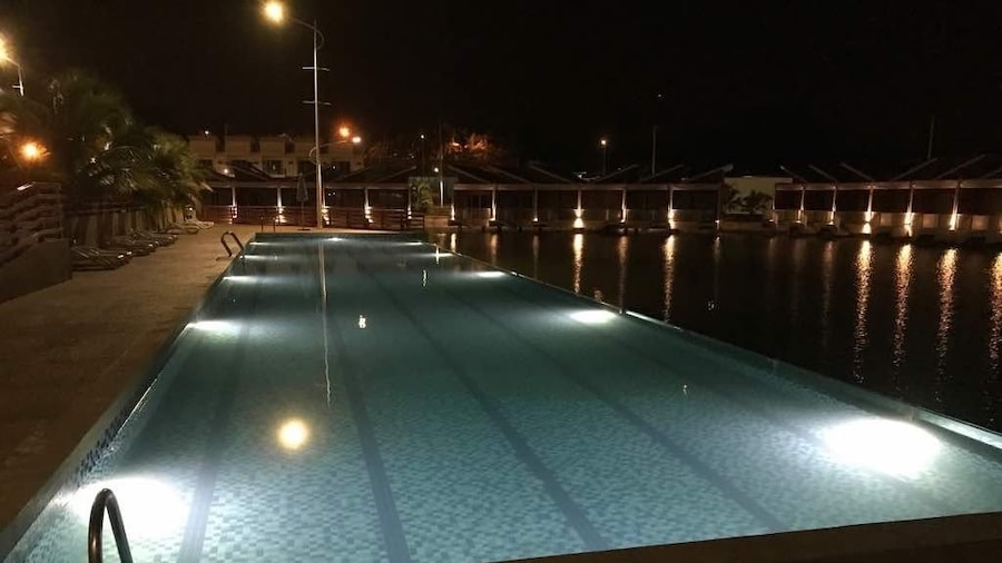 Tasik Villa International Resort