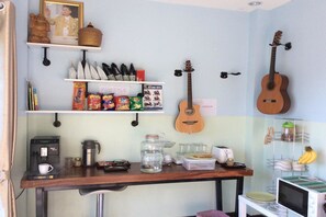Coffee service - Na Na Doo Homestay (Chiang Rai)